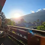 Apartment Alpine Loft, Central, Balcony, Parking, Family,ps5 Frutigen