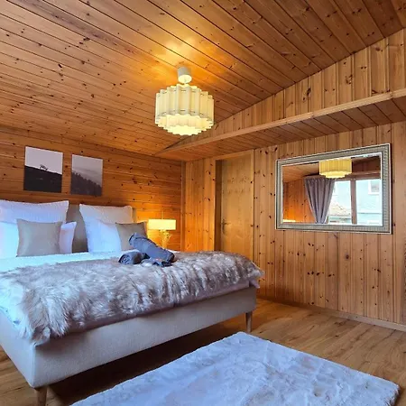 Alpine Loft, Central, Balcony, Parking, Family,ps5 Lägenhet Frutigen