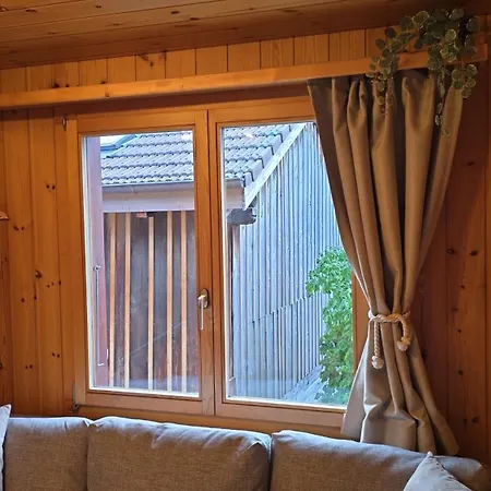 Alpine Loft, Central, Balcony, Parking, Family,ps5