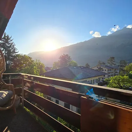 Apartament Alpine Loft, Central, Balcony, Parking, Family,ps5 Frutigen