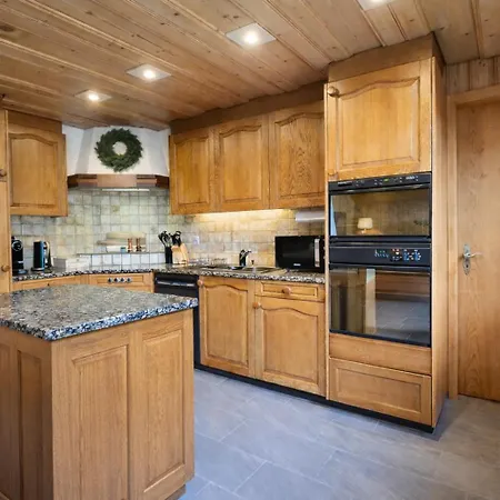 Alpine Loft, Central, Balcony, Parking, Family,ps5 Apartament Frutigen