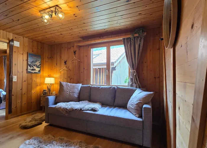 Alpine Loft, Central, Balcony, Parking, Family,ps5