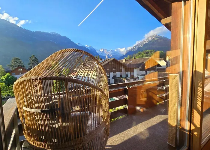 Alpine Loft, Central, Balcony, Parking, Family,ps5 アパート *