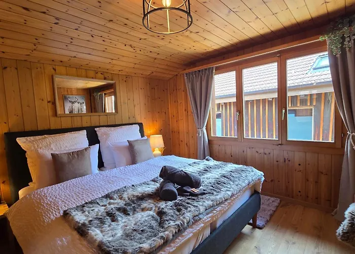 アパート Alpine Loft, Central, Balcony, Parking, Family,ps5 *