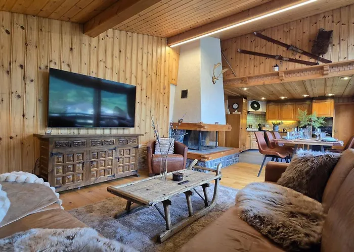 Alpine Loft, Central, Balcony, Parking, Family,ps5